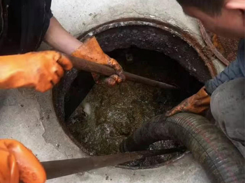 晋安清理化粪池时如何避免沼气的危害?